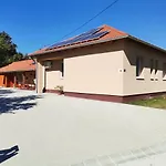 Okerka Vendeghaz *