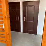 Okerka Vendeghaz Apartment Csesztreg