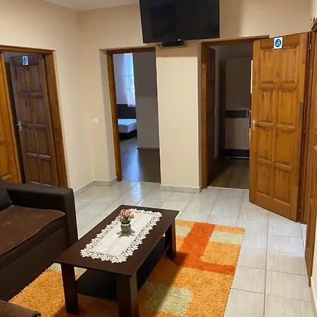 Okerka Vendeghaz * Csesztreg