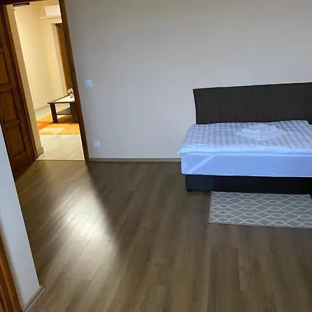 Okerka Vendeghaz Csesztreg