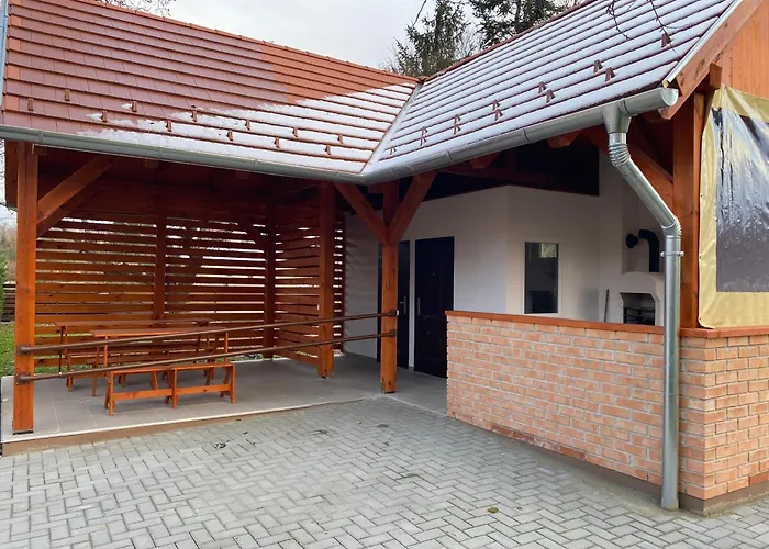 Okerka Vendeghaz Daire